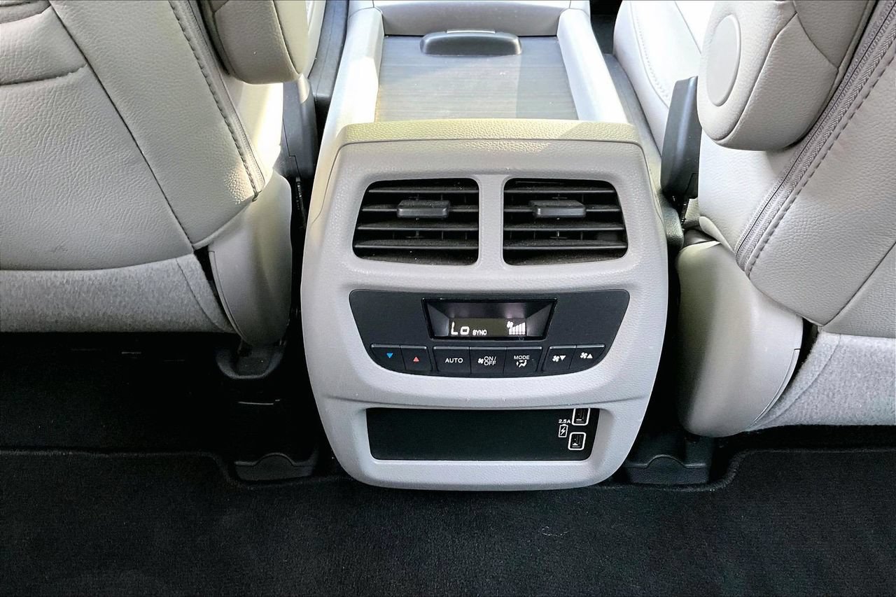 Used 2021 Honda Pilot EX-L image 16