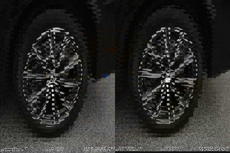 Used 2024 BMW X5 xDrive40i w/ M Sport Package image 46