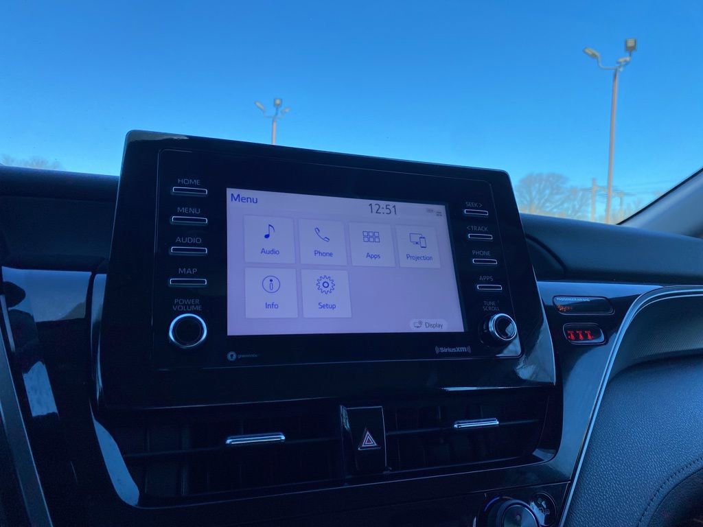 Used 2022 Toyota Camry LE w/ Cold Weather Package image 17