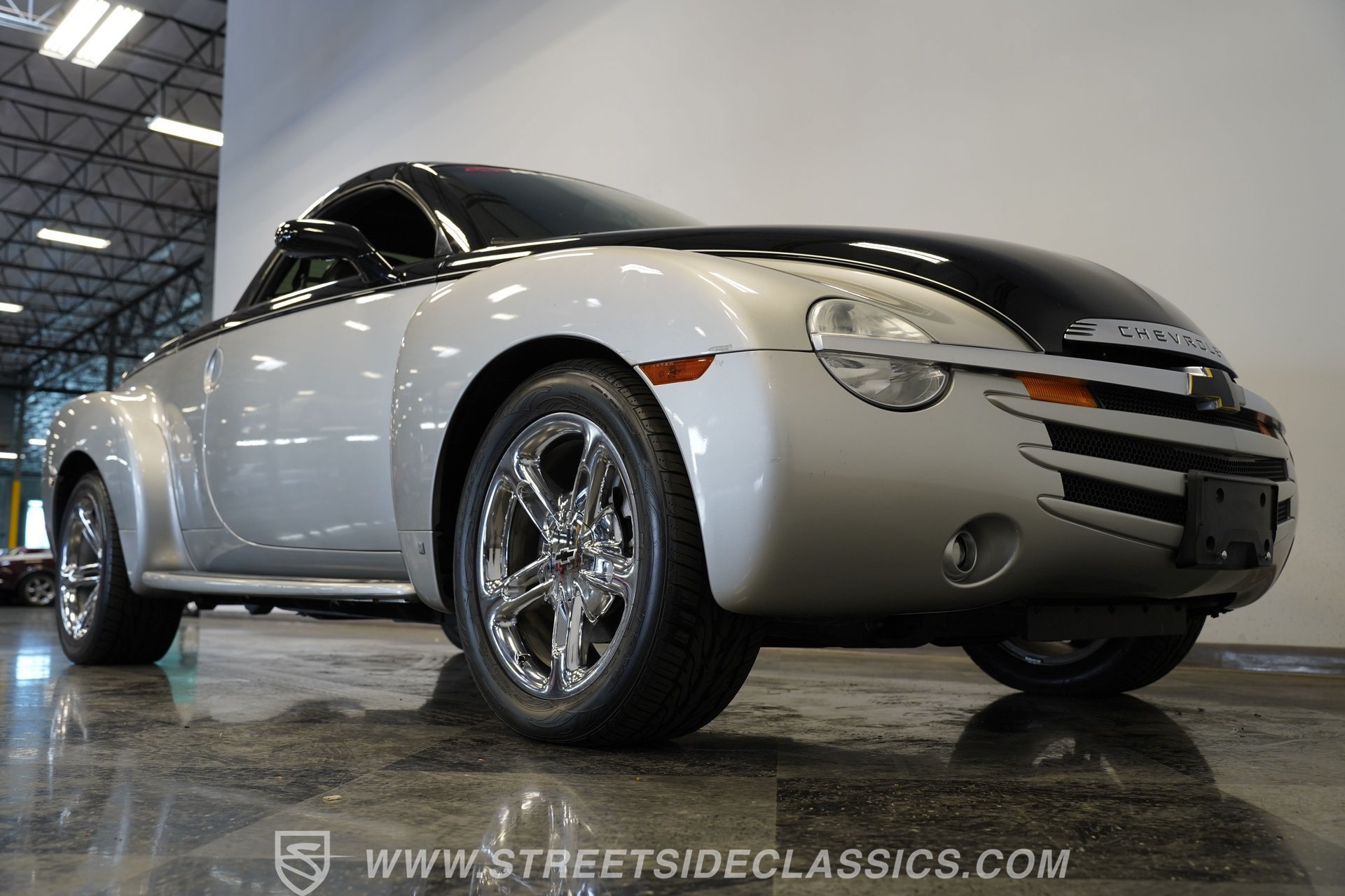 Used 2006 Chevrolet SSR w/ Preferred Equipment Group RWD image 35