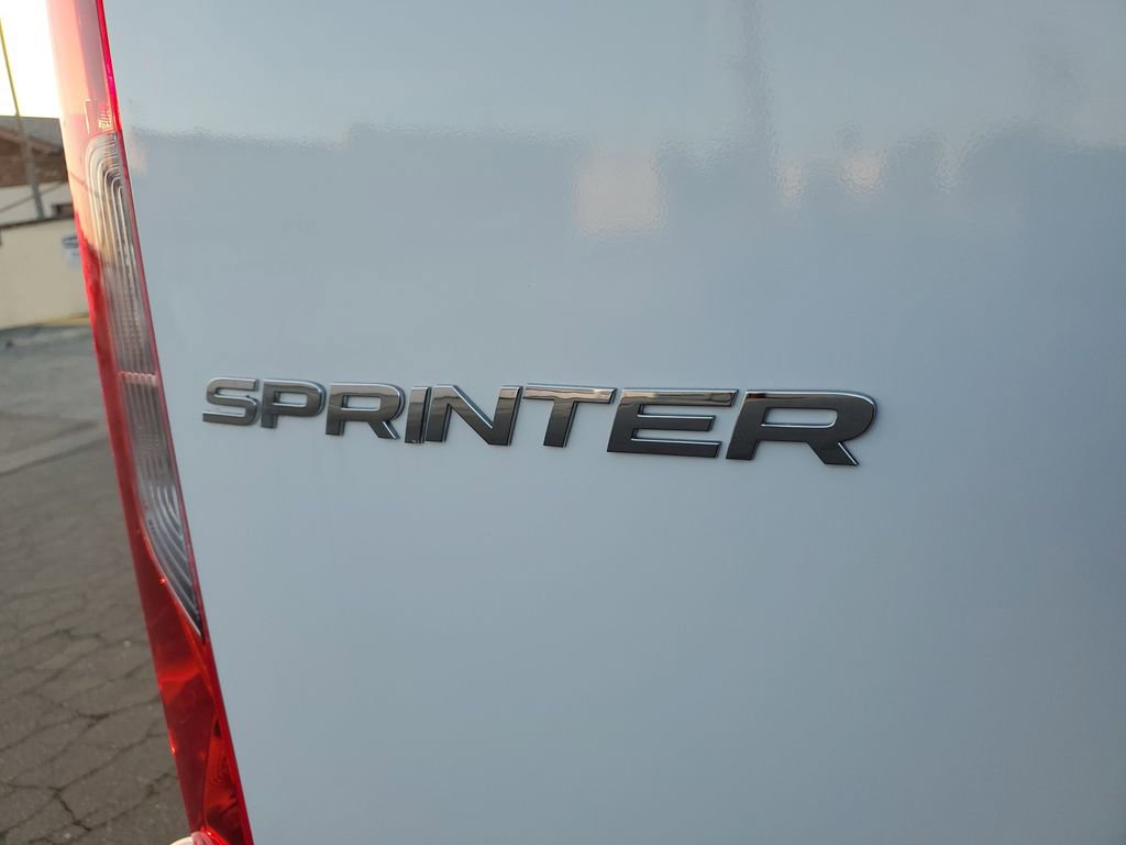 Used 2023 Mercedes-Benz Sprinter 2500 image 28