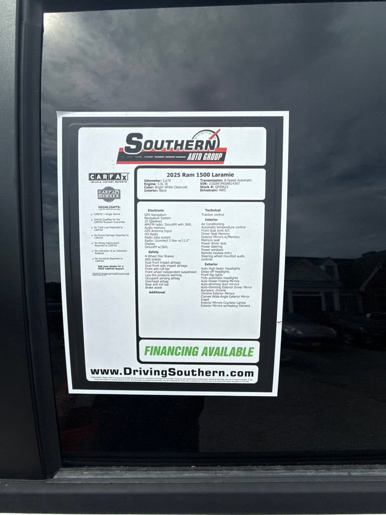 Used 2025 RAM 1500 Laramie AWD/4WD image 11