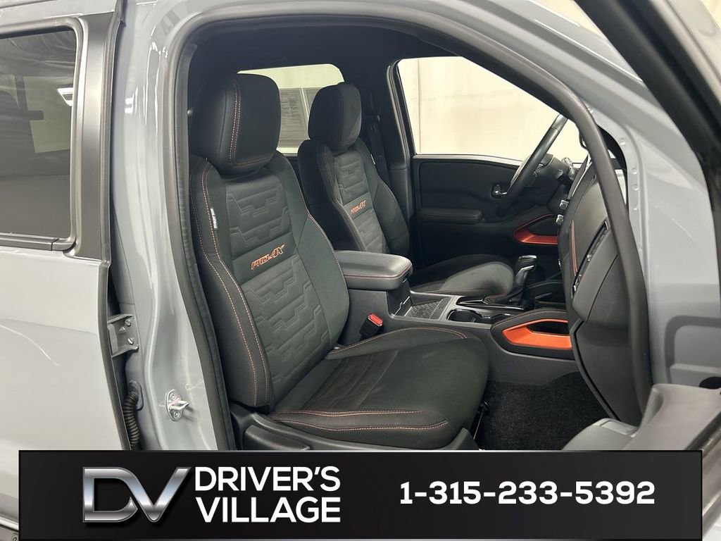 Used 2022 Nissan Frontier PRO-4X image 23