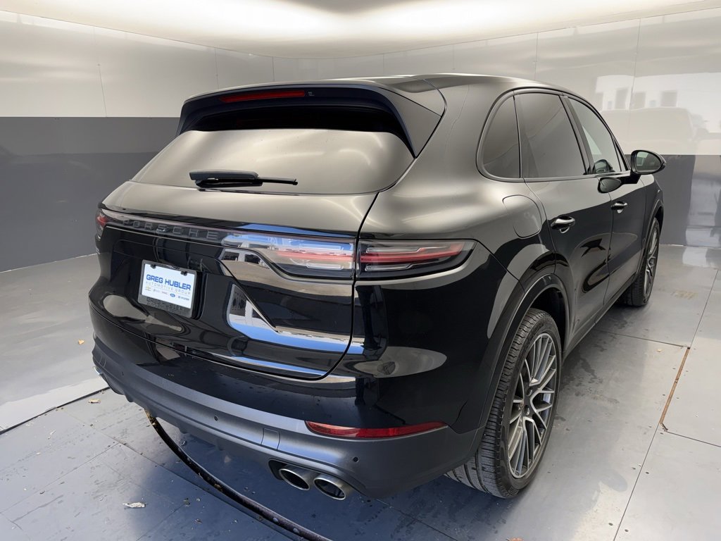 Used 2019 Porsche Cayenne S image 13