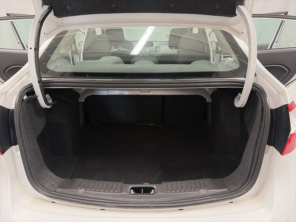 Used 2016 Ford Fiesta SE image 15