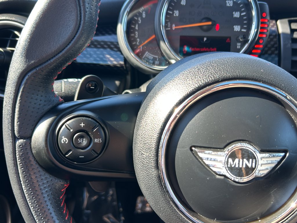 Used 2015 MINI Cooper S FWD image 19