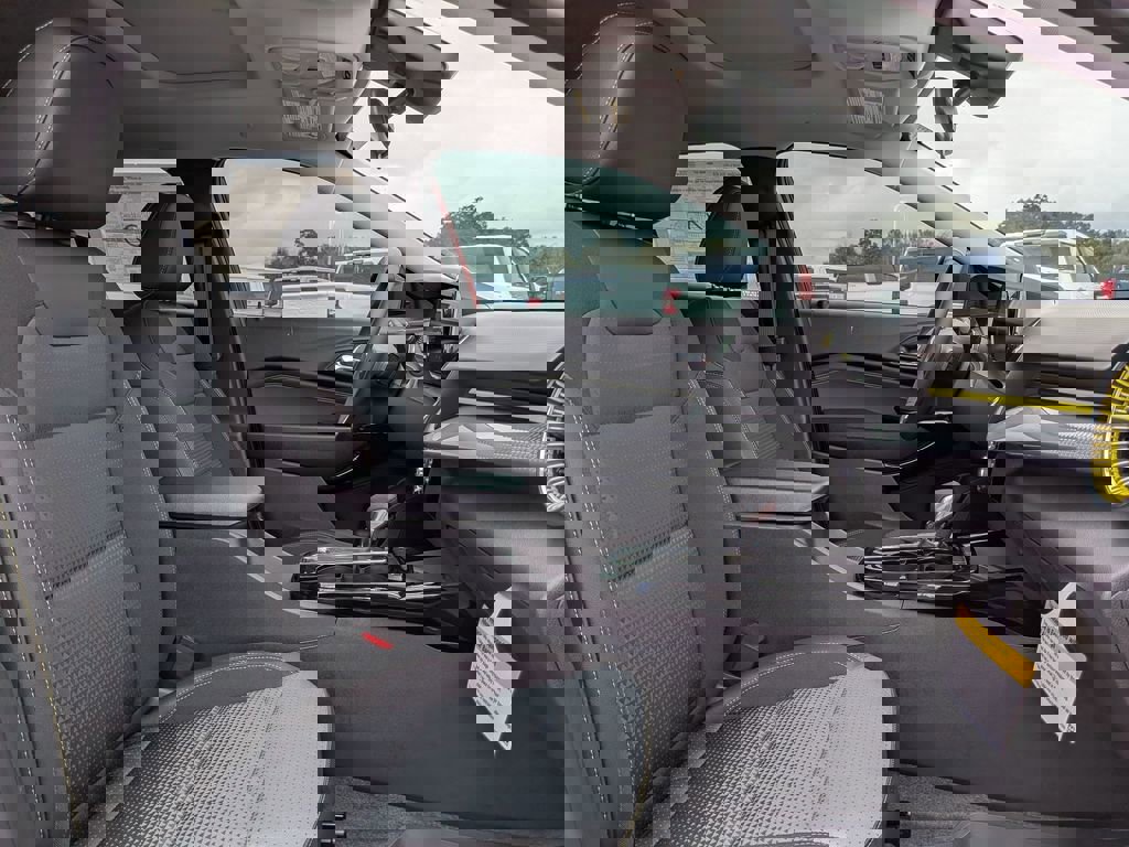 New 2026 Chevrolet Trax LT w/ Sunroof Package FWD image 29