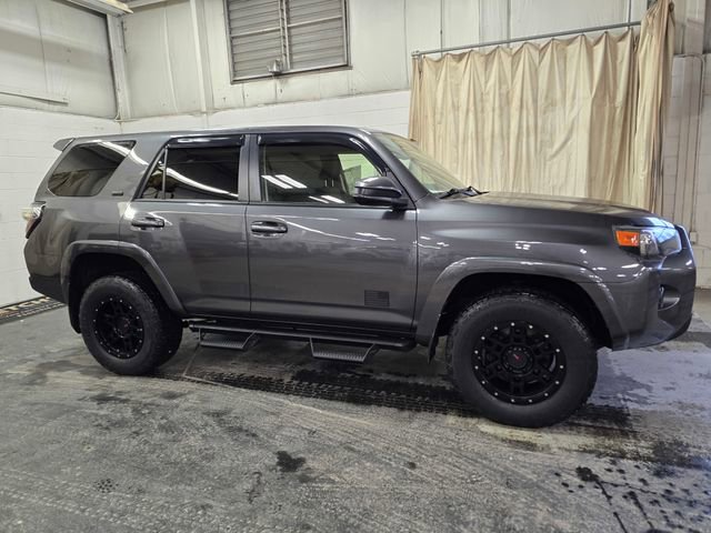 Used 2021 Toyota 4Runner SR5 image 5