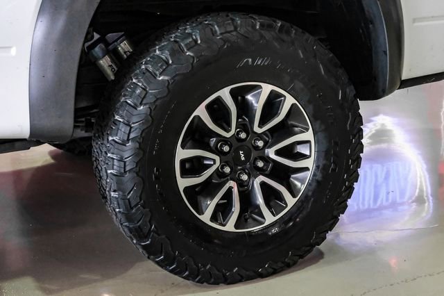 Used 2014 Ford F150 Raptor w/ Equipment Group 801A Luxury image 42