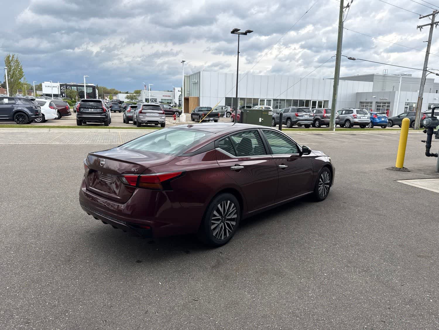Used 2023 Nissan Altima 2.5 SV FWD image 5