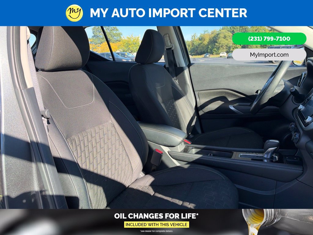 Used 2021 Nissan Kicks SV FWD image 27