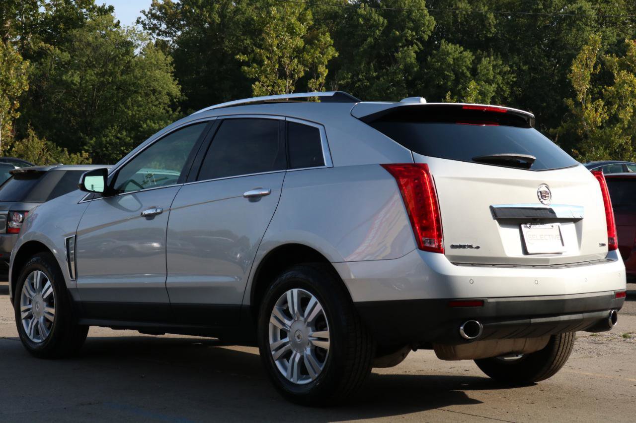 Used 2015 Cadillac SRX Luxury w/ Driver Awareness Package image 15