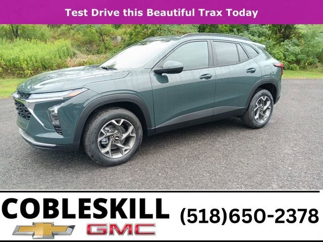 New 2025 Chevrolet Trax LT w/ Driver Confidence Package image 8