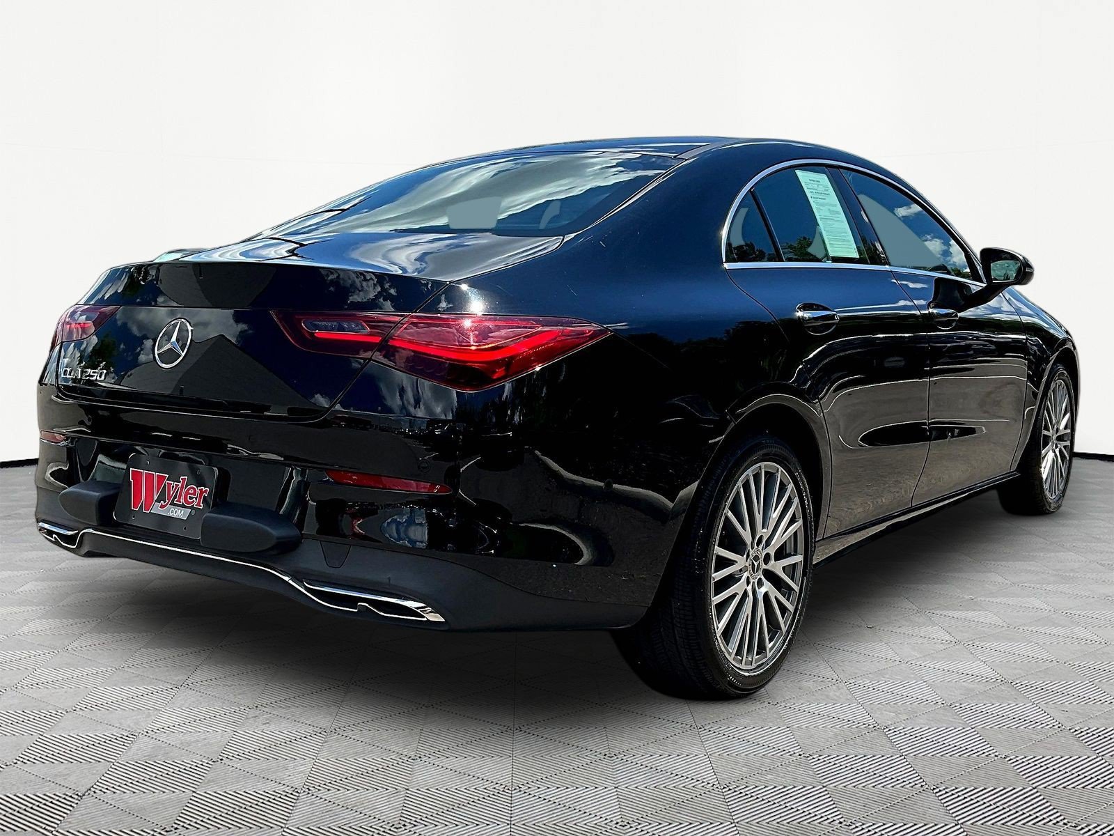Used 2025 Mercedes-Benz CLA 250 image 6