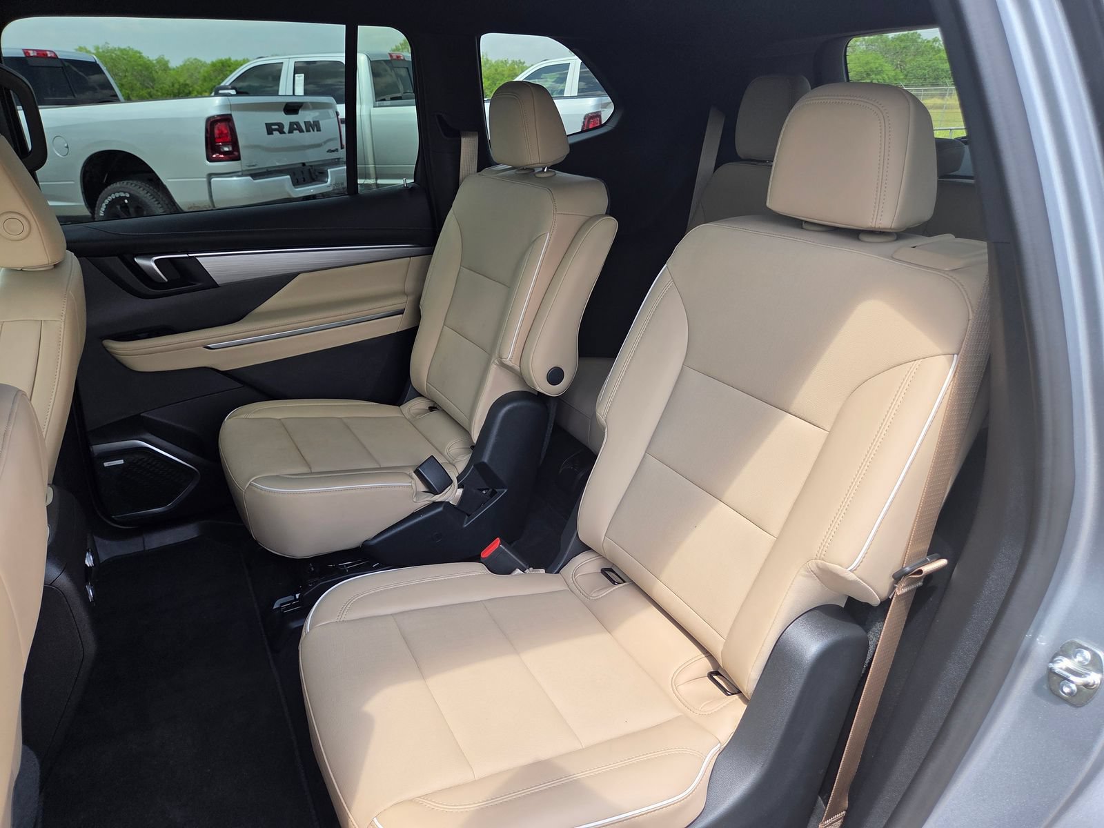 Used 2026 Buick Enclave Preferred FWD image 21