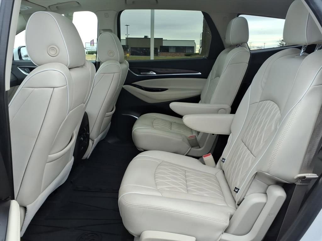 Used 2023 Buick Enclave Avenir w/ Avenir Technology Package image 28