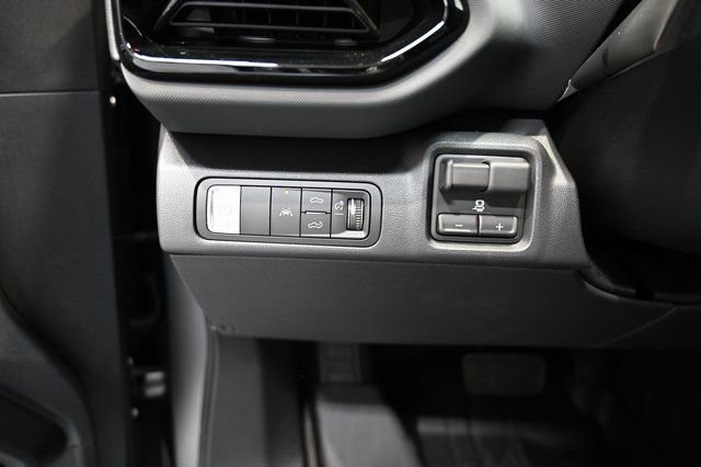 New 2026 Chevrolet Silverado EV Trail Boss w/ Premium Package image 29