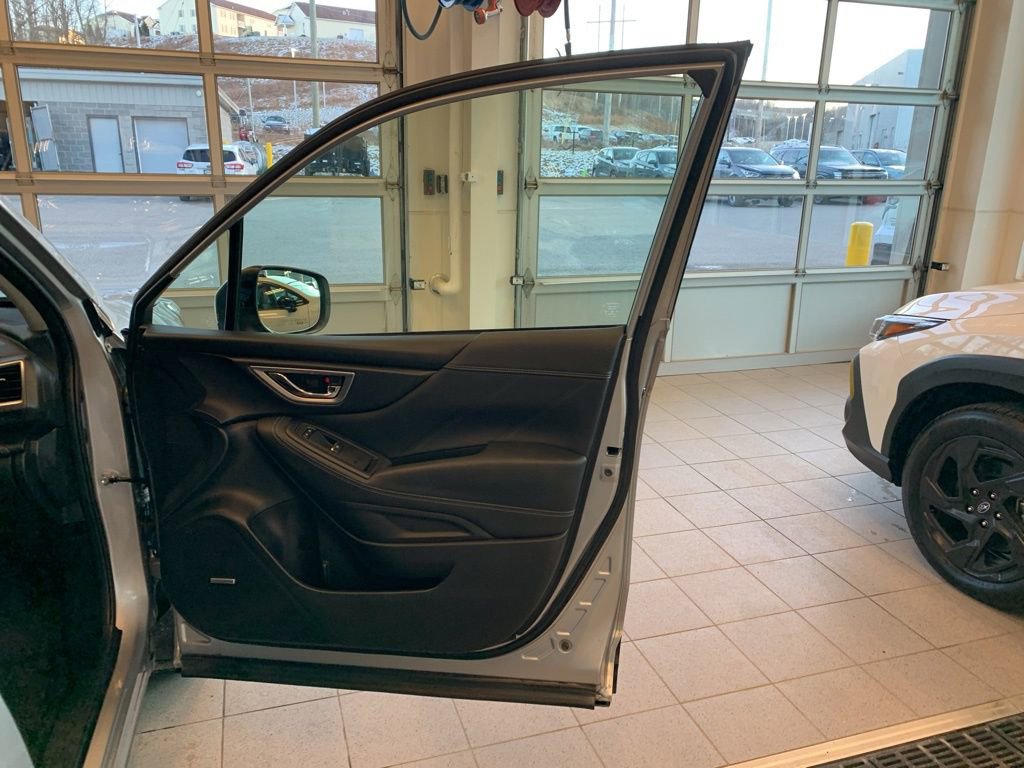 Used 2020 Subaru Forester Touring w/ Popular Package #2 image 21