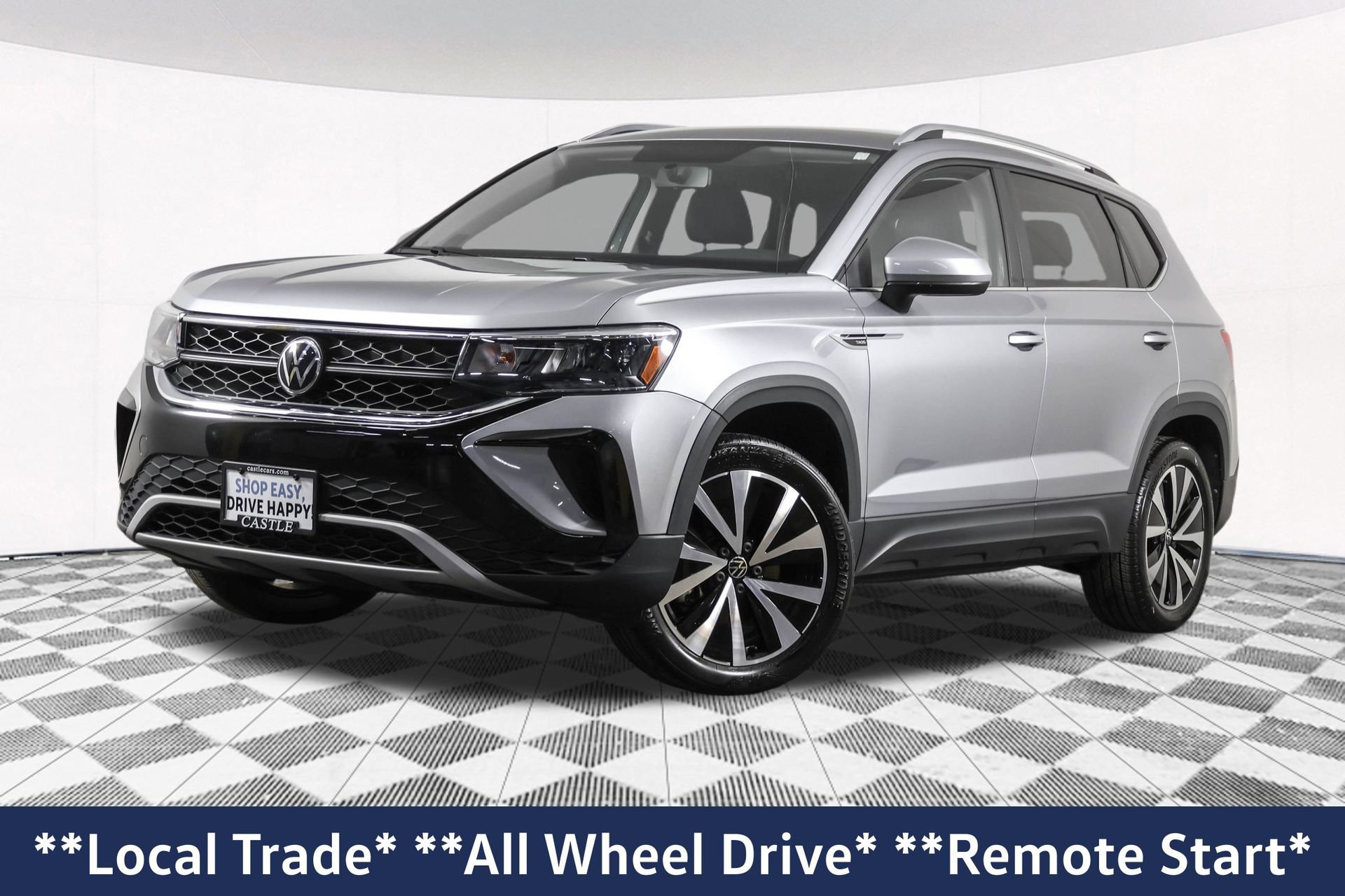 Used 2022 Volkswagen Taos SE AWD/4WD image 2