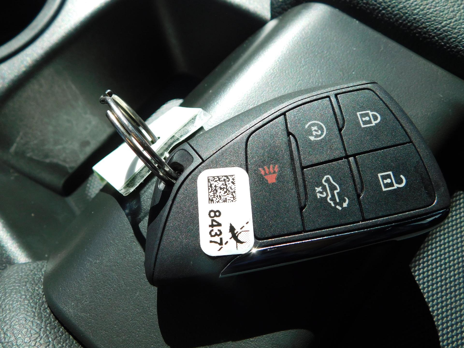 Used 2024 Chevrolet Silverado 1500 LT image 39