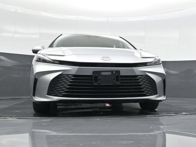 Used 2025 Toyota Camry LE FWD image 52