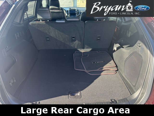 Used 2022 Ford Edge Titanium w/ Equipment Group 301A image 12