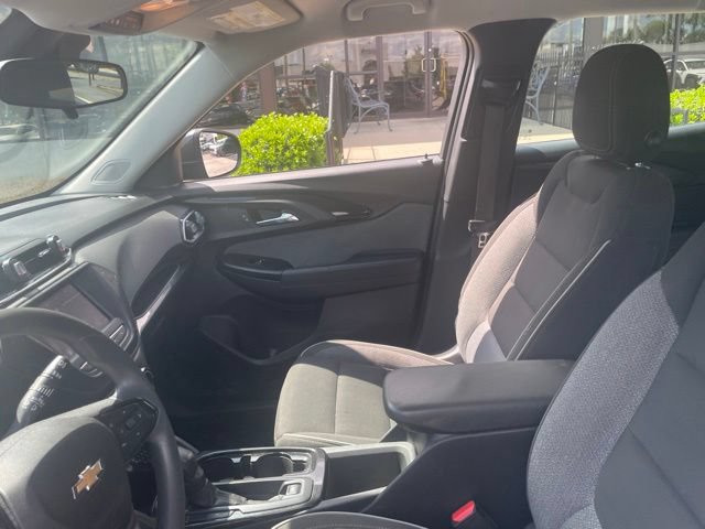 Used 2021 Chevrolet TrailBlazer LS FWD image 16