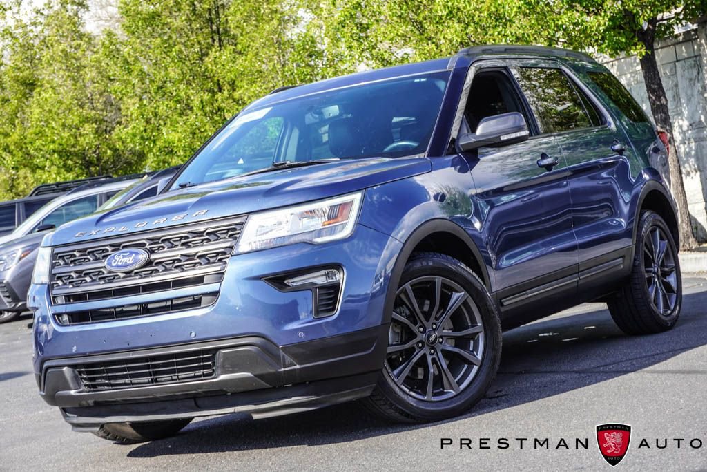 Used 2018 Ford Explorer XLT AWD/4WD image 18