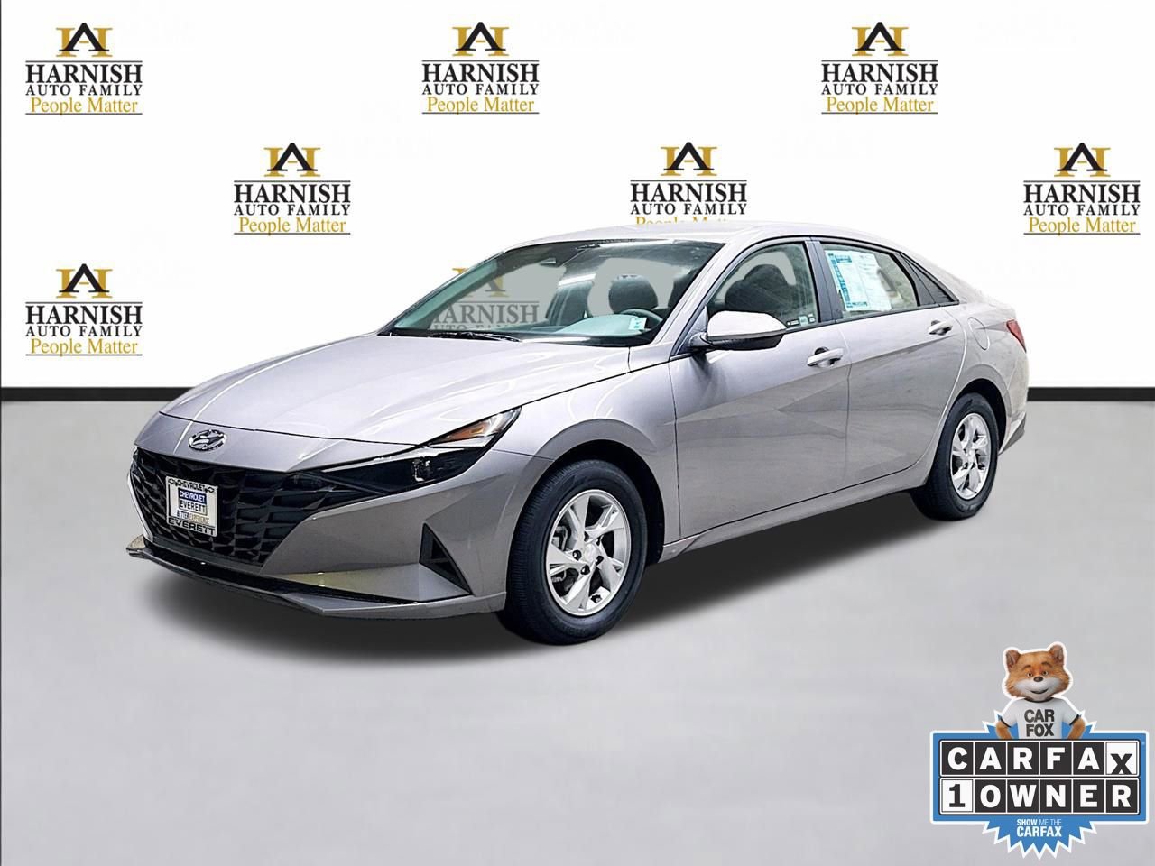 Used 2023 Hyundai Elantra SE image 1
