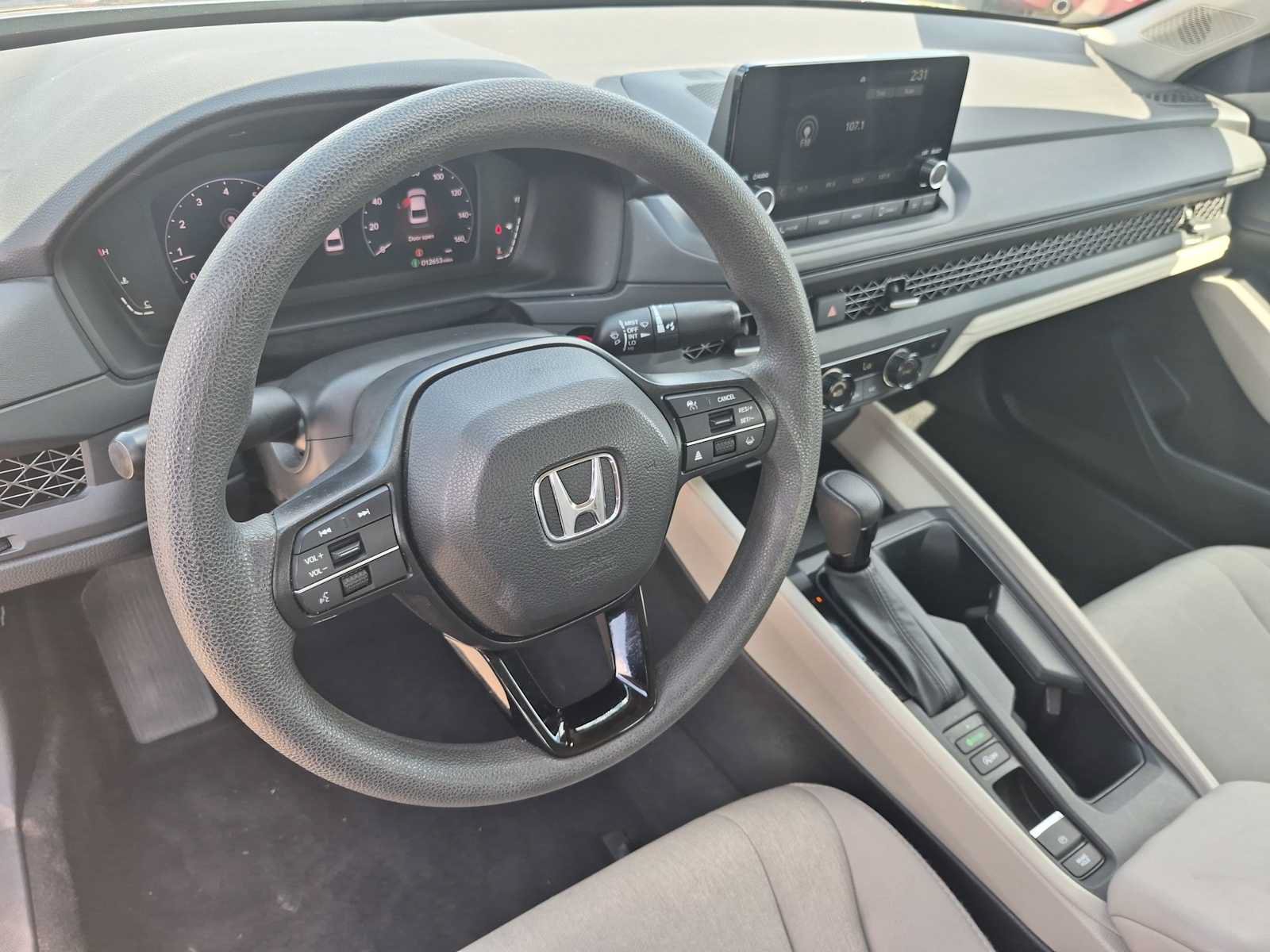 Used 2024 Honda Accord EX image 2