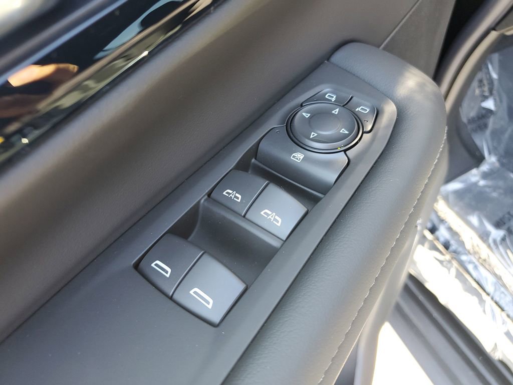 New 2026 Chevrolet Suburban LS image 19