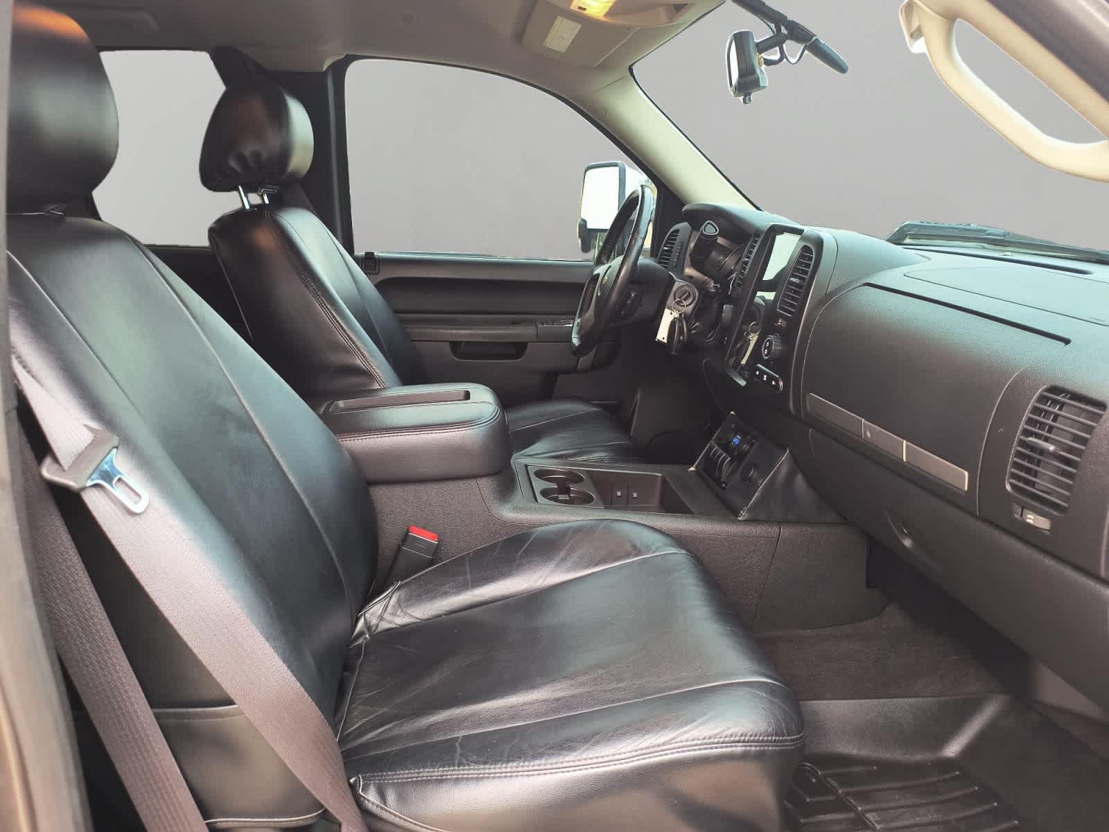 Used 2012 Chevrolet Silverado 2500 LT w/ Interior Plus Package AWD/4WD image 15