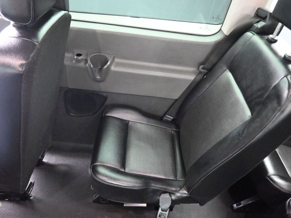 Used 2023 Ford Transit 350 XL image 31