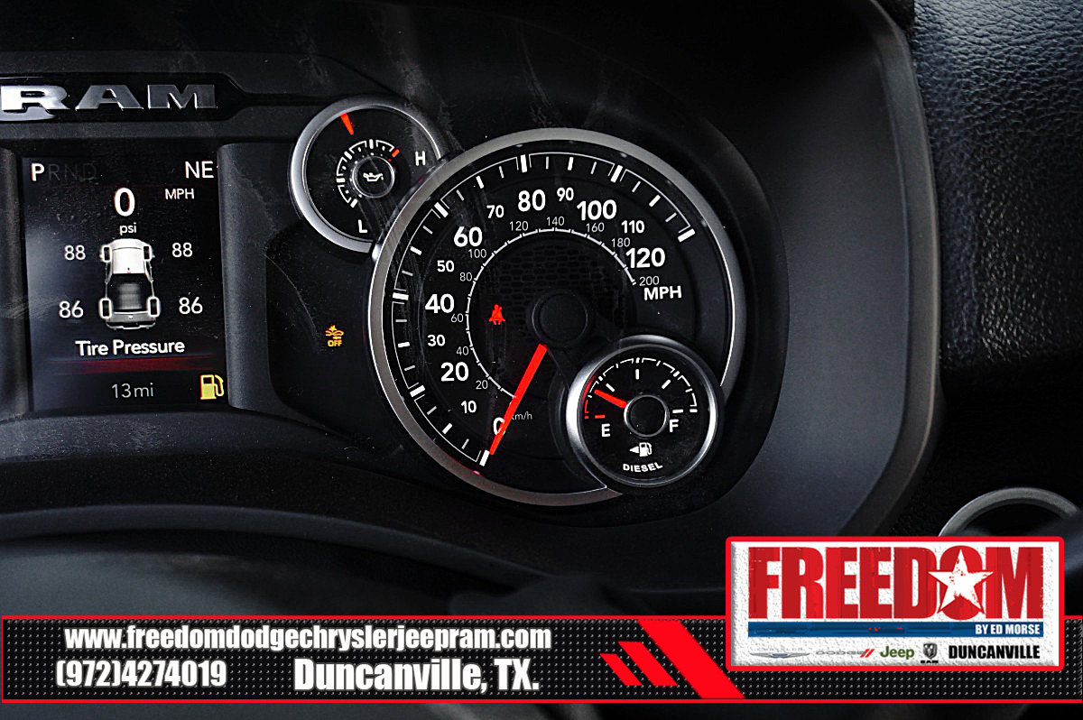 New 2026 RAM 2500 Tradesman AWD/4WD image 32