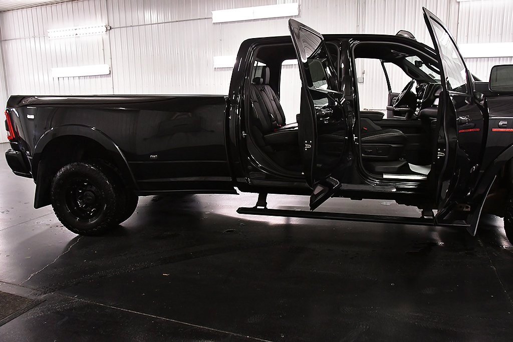 Used 2022 RAM 3500 Limited image 30