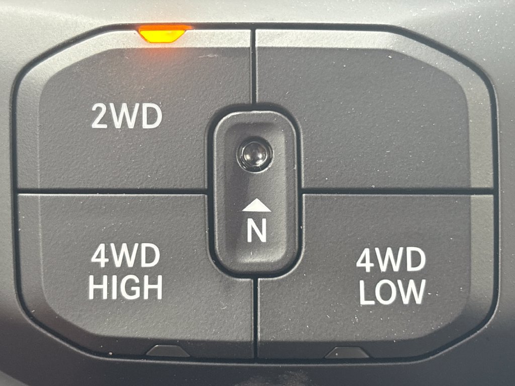 New 2026 RAM 2500 Big Horn AWD/4WD image 15