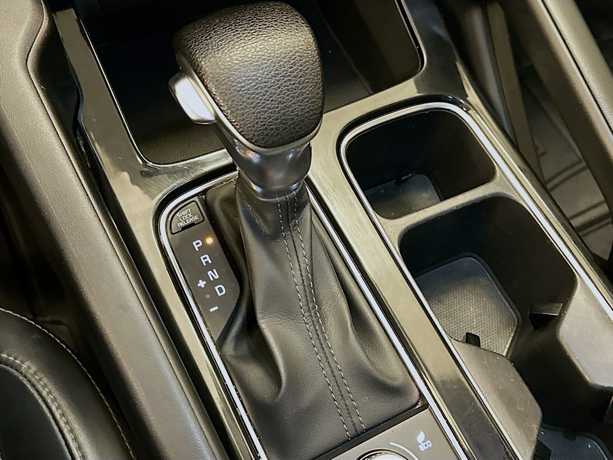 Used 2020 Kia Telluride LX image 24