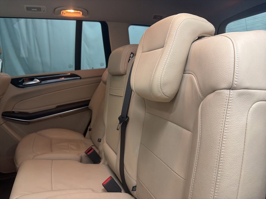 Used 2017 Mercedes-Benz GLS 550 4MATIC image 17