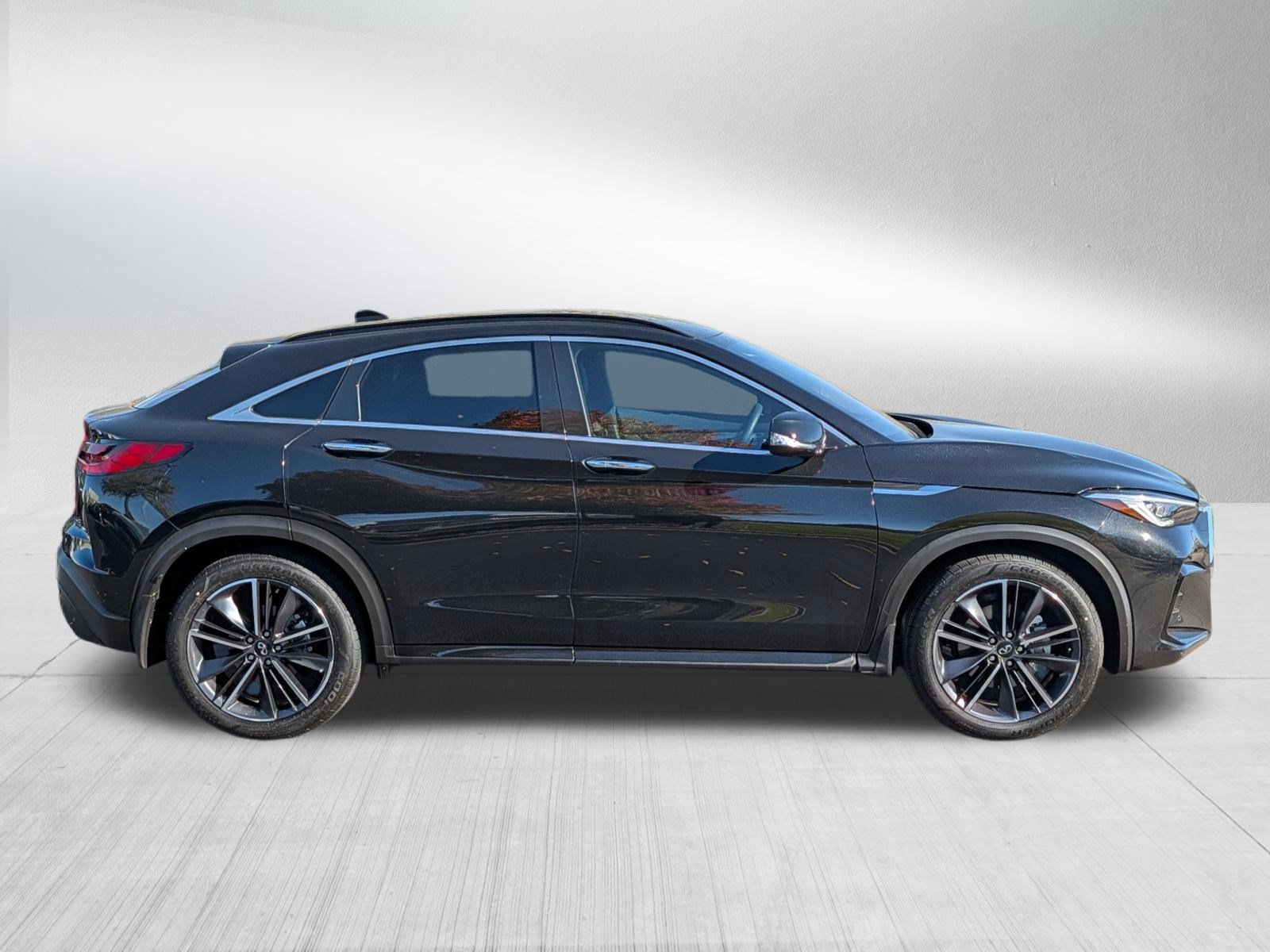 Certified 2023 INFINITI QX55 Sensory w/ Lighting Package AWD/4WD image 8