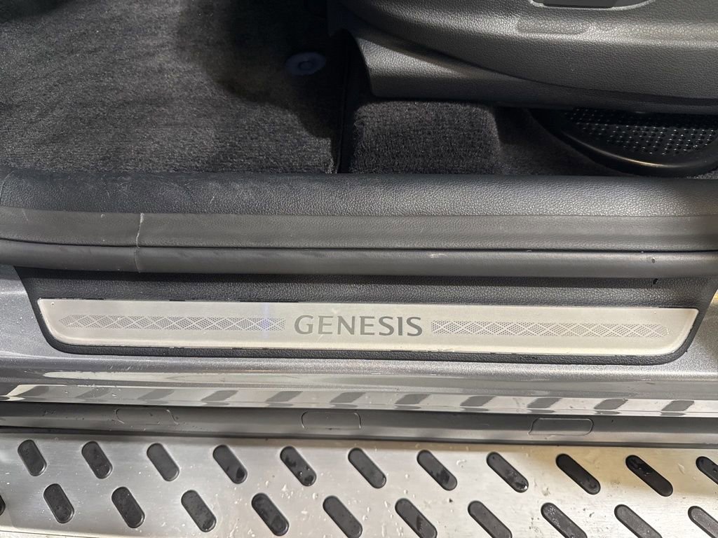 Used 2025 Genesis GV80 2.5T image 31