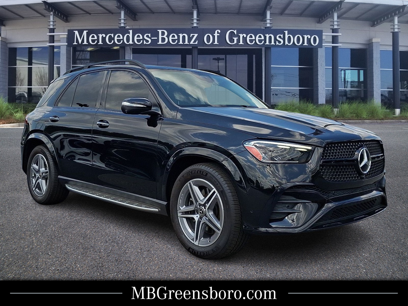 Used 2024 Mercedes-Benz GLE 350 4MATIC w/ AMG Line Exterior