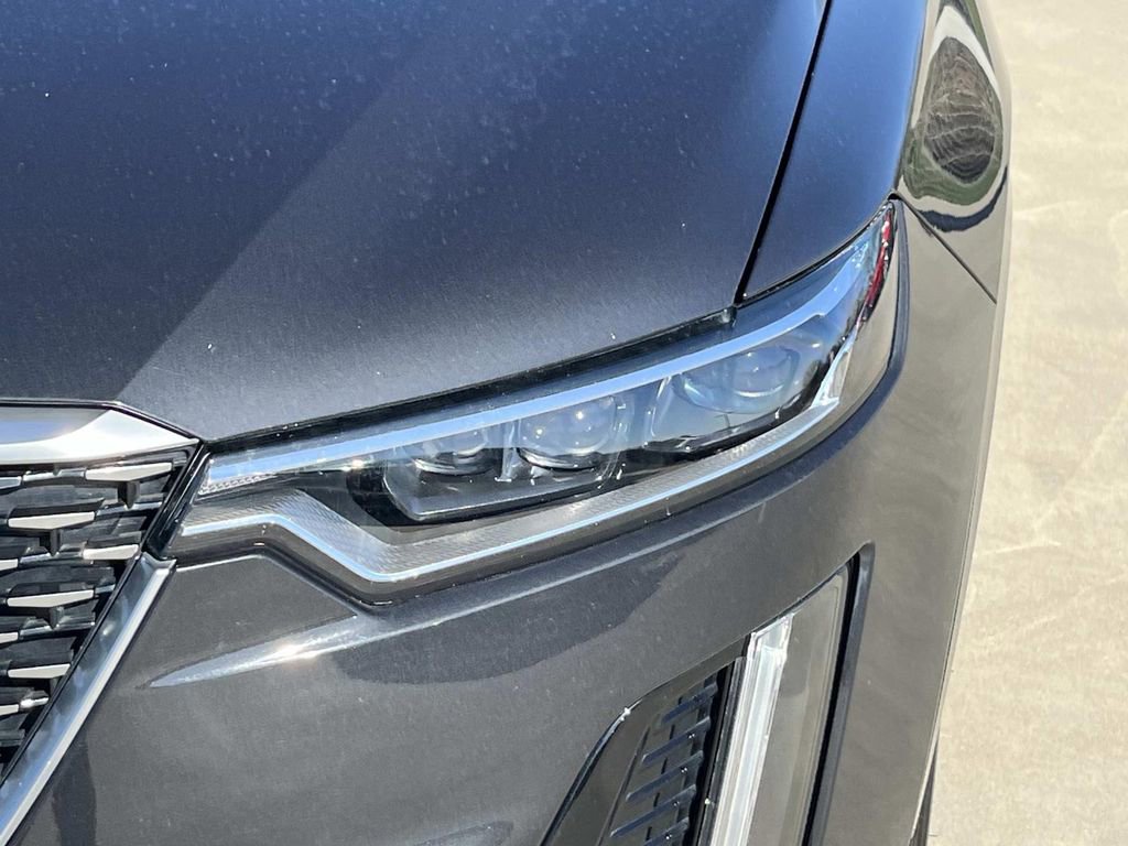 Used 2020 Cadillac XT6 Premium Luxury image 9