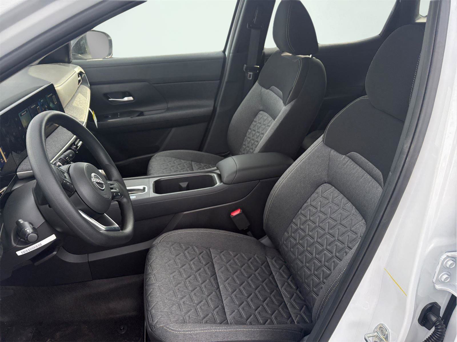 New 2026 Nissan Kicks SV w/ Cold Weather Package image 9