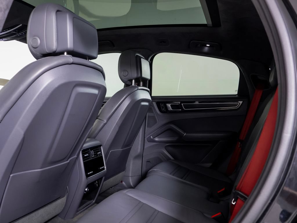 Certified 2023 Porsche Cayenne GTS w/ Premium Package Plus AWD/4WD image 10