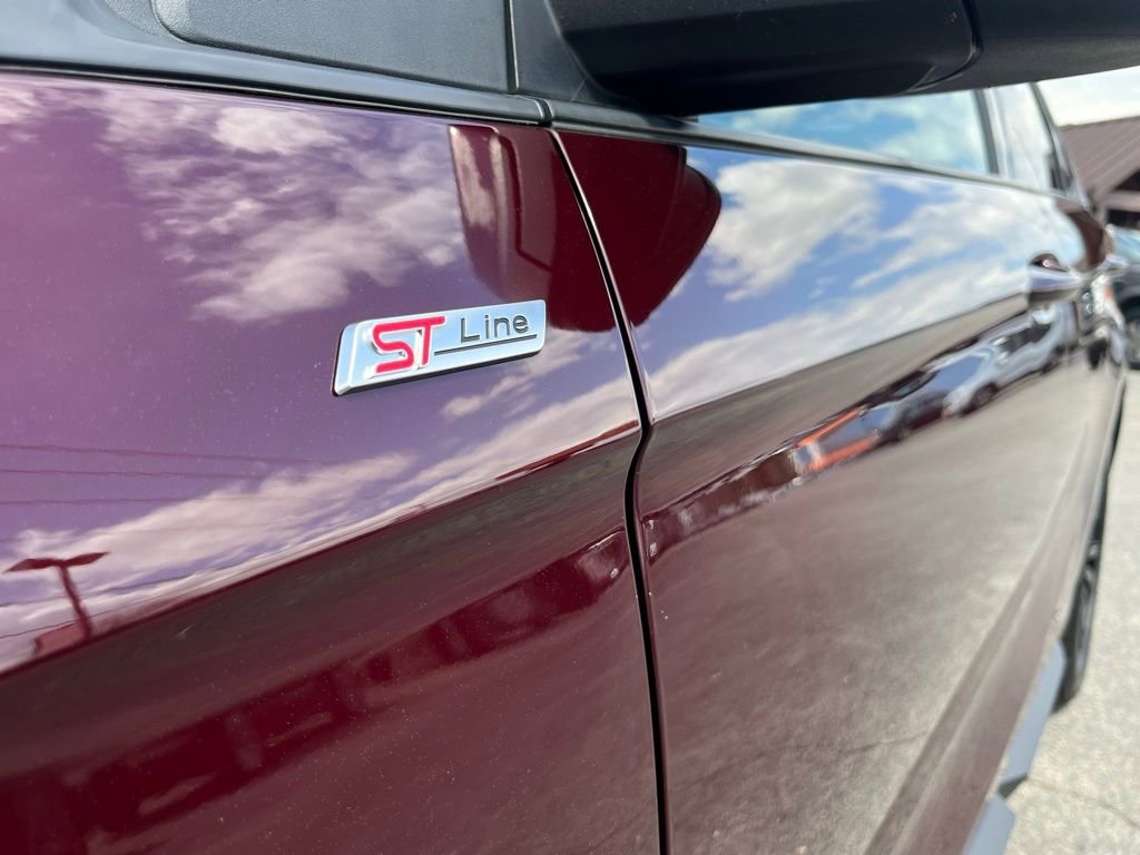 Used 2021 Ford Edge ST-Line AWD/4WD image 12