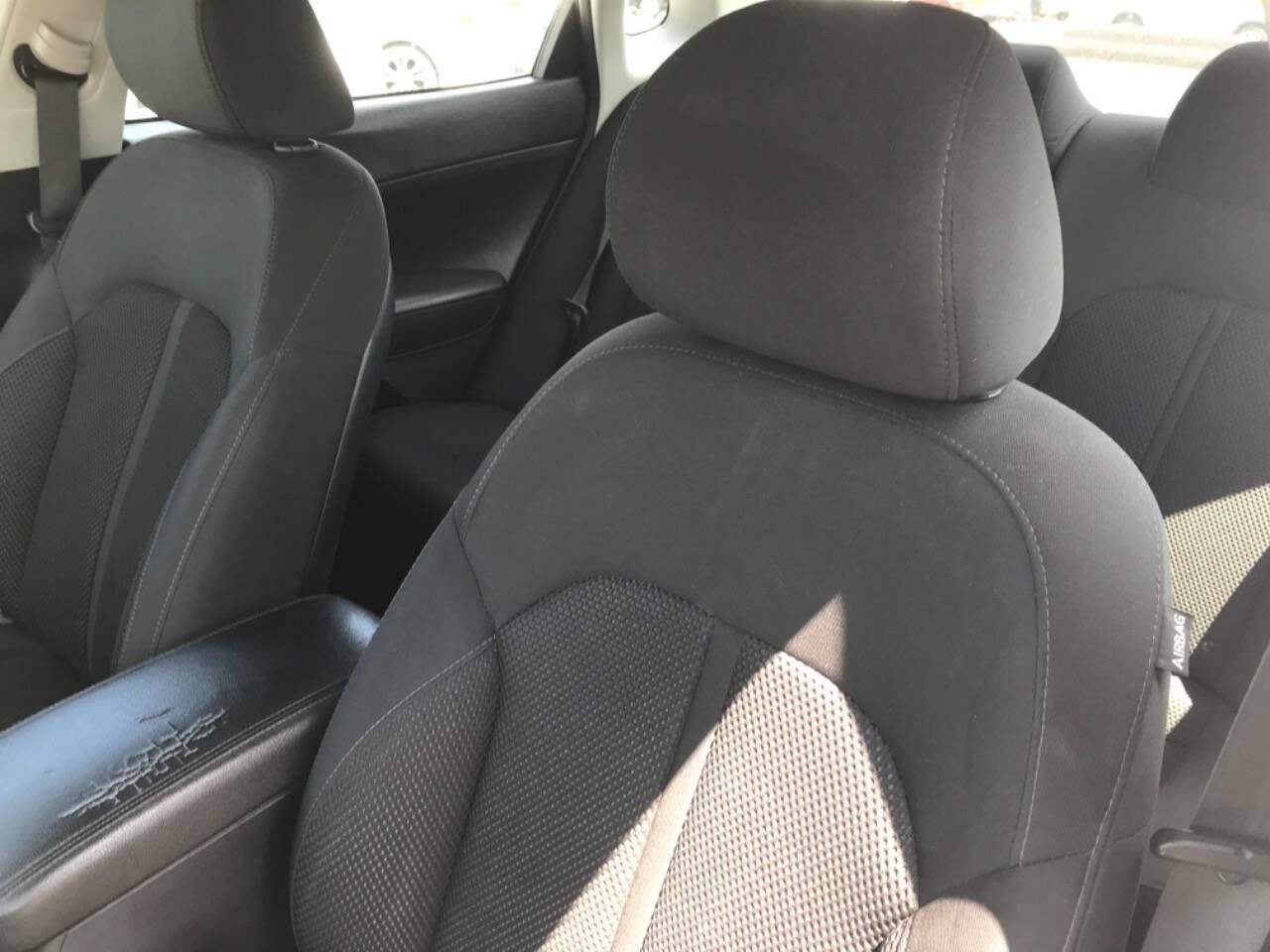 Used 2020 Kia Optima LX image 8