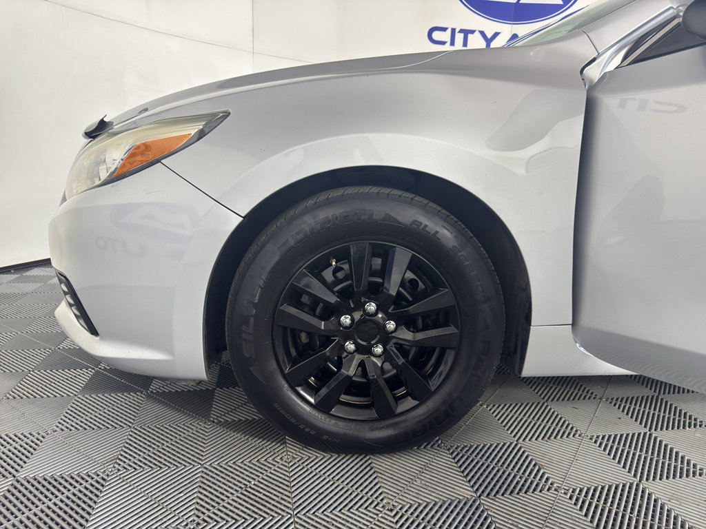 Used 2017 Nissan Altima 2.5 S w/ Power Driver Seat Package image 12