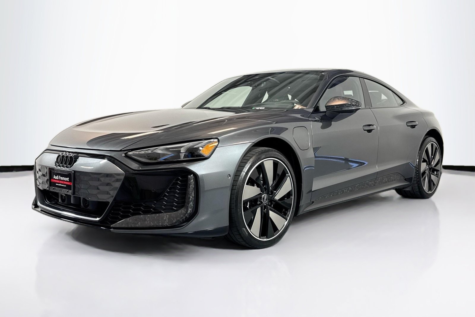 Used 2025 Audi RS e-tron GT performance