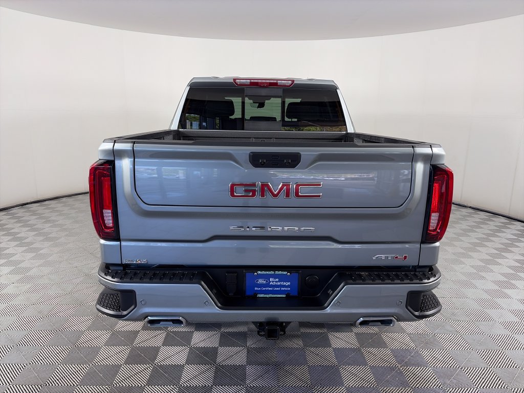 Used 2025 GMC Sierra 1500 AT4 w/ Technology Package AWD/4WD image 6