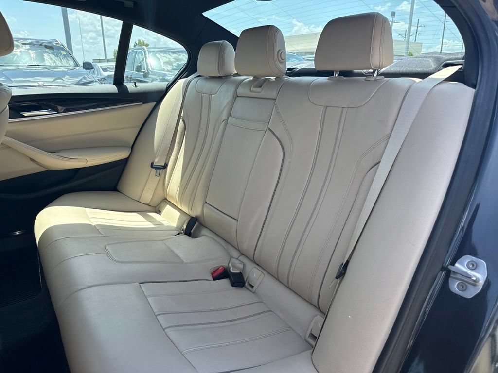 Used 2019 BMW 540i w/ Convenience Package RWD image 20